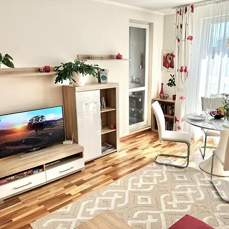 Sunny & Comfort Next To Tech Park For 4 Guests София