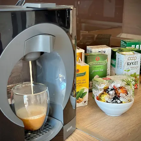 Sunny & Comfort Next To Tech Park For 4 Guests София