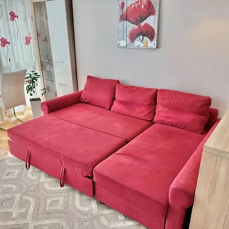 Апартаменты Sunny & Comfort Next To Tech Park For 4 Guests