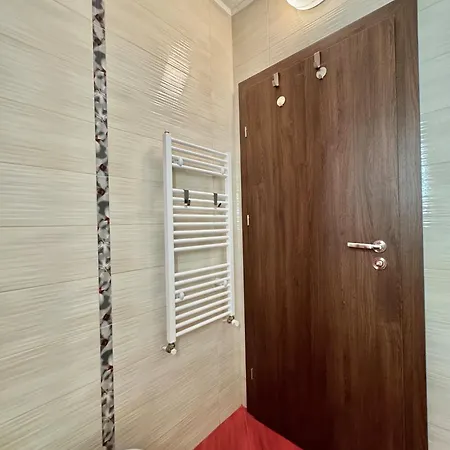 Sunny & Comfort Next To Tech Park For 4 Guests Апартаменты София