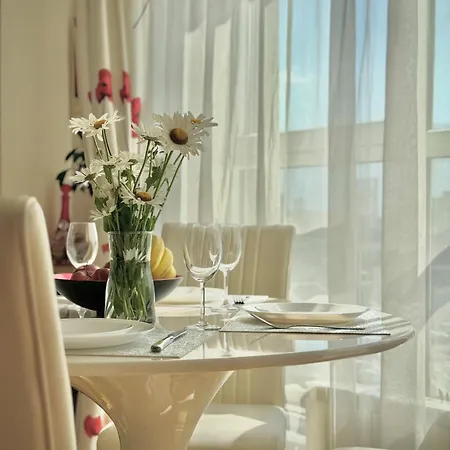 Sunny & Comfort Next To Tech Park For 4 Guests * София